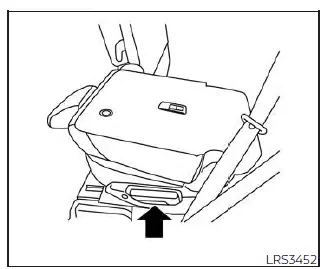 Nissan Pathfinder. Seats