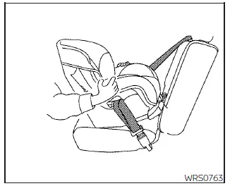 Nissan Pathfinder. Child restraints